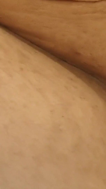 You give handjob,i give you squirt | Clip 1