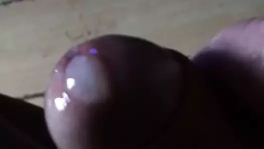 Yavaşça boşalmamı bırakıyorum