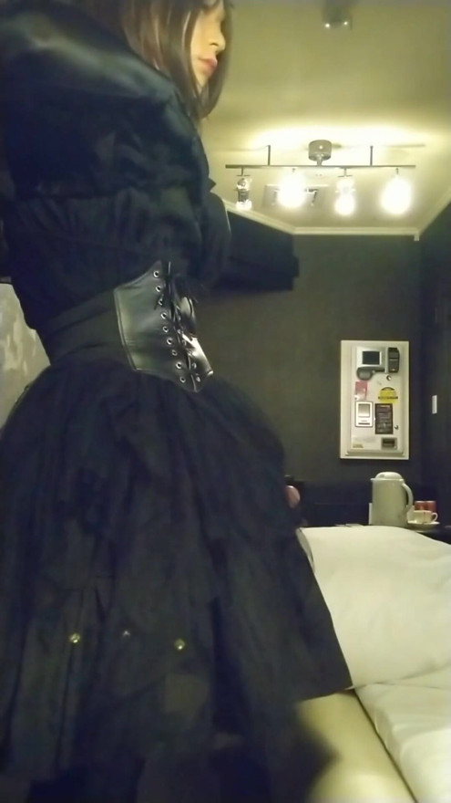 I couldn't hide the big dick of a cross-dressing boy wearing a black dress, and it came out and I touched it myself and masturbated comfortably. | Clip 3