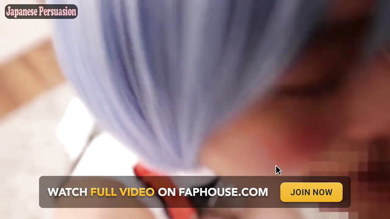 Sesión privada de cosplayer real. Evangelion Rei Sync lleva al clímax perrito en primer plano