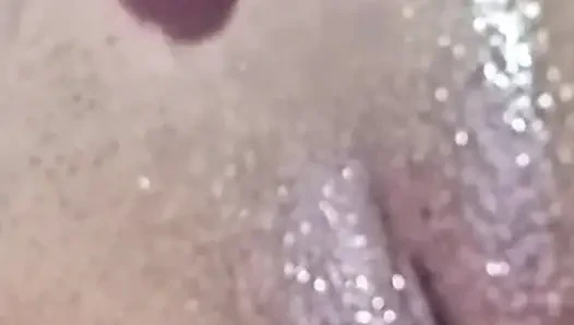 Тебе нравится колумбийская и большая грудь