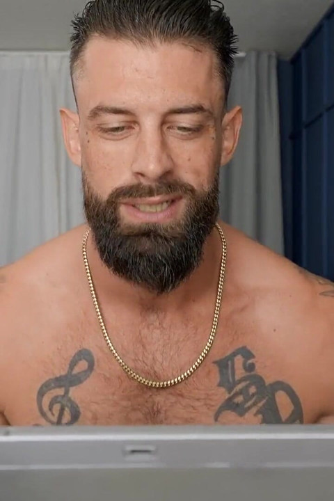 Men - Sinfluencer Alpha Wolfie Caught His Friend Jerking Then Begs to Put That Dick in His Hole