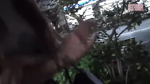 Pertemuan amatir yang berakhir dengan sperma hangat - bagian 2