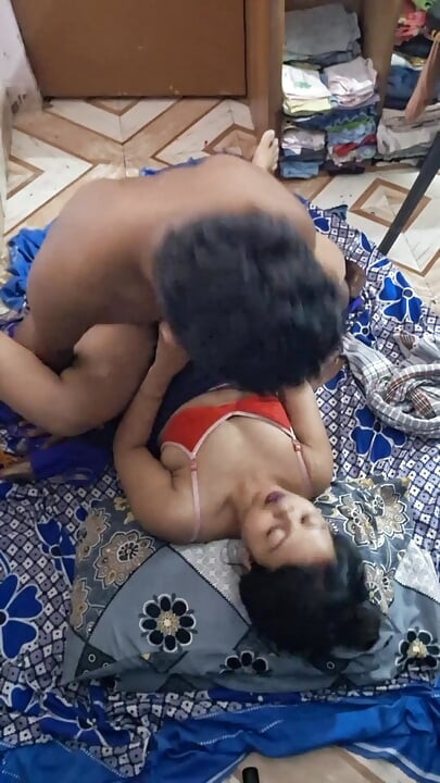 Bini baru seks vargin College Girls