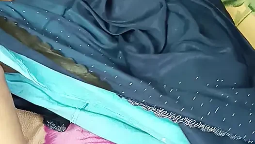 Hintli güzel Telugu teyze Ghost amcığı sikiyor ateşli vücut whail teyzeyi sikiyor