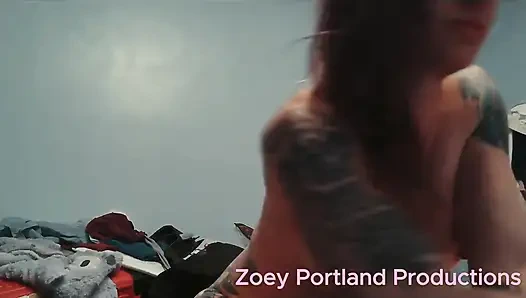 Zoey Nine Porno Yıldızı Amıyla Oynuyor 2026