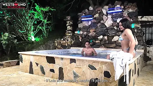 Hendricks Fucked in Jacuzzi Threesome