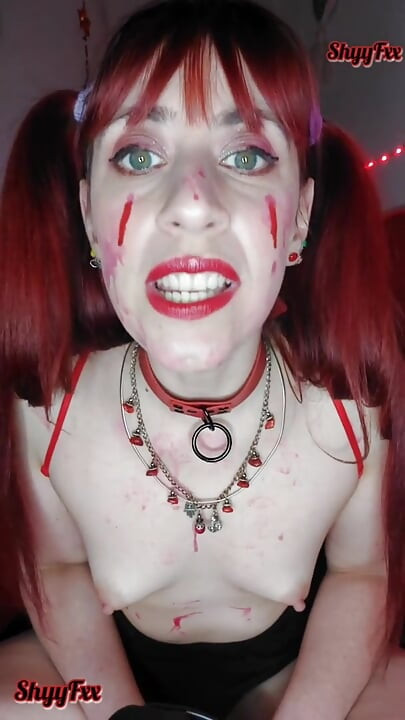 Shyyfxx Rdhtte Kommer Ind I Huset Hos En Meget Farlig Final JOI Halloween