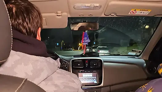 Ein doppelter blowjob im auto meiner freundin, SCHMUTZIGE MORBIDE MÄDCHEN