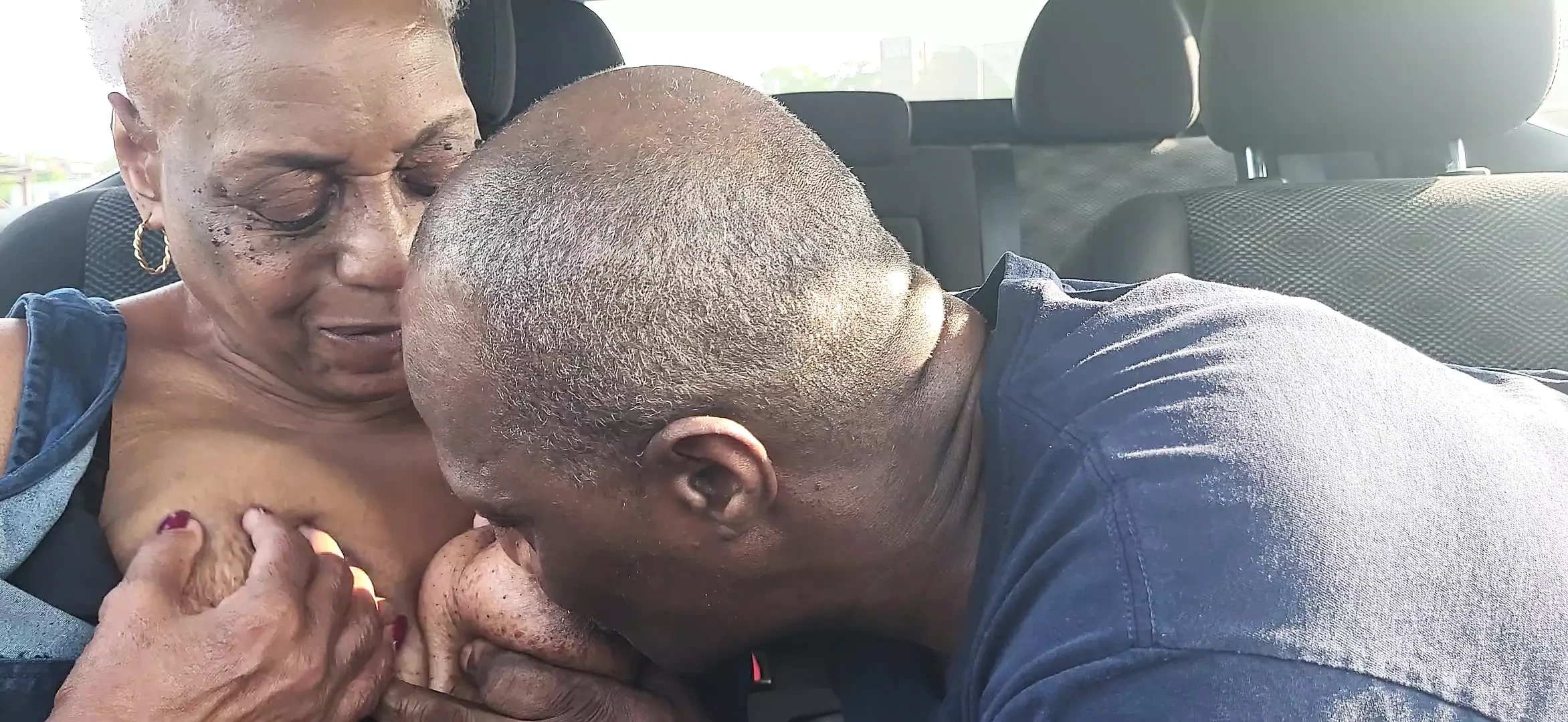 Sucking Tits & Nipples At The Rest Stop