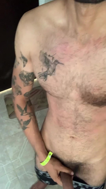 Edelleen talossa yksin