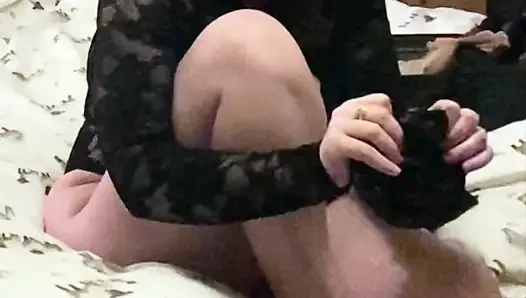 Подглядывание В Окно За Ничего Не Подозревающей Парой, Занимающейся Любовью