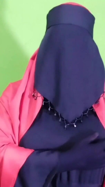 Bangladeschische schöne hausfrau, die die nacht mit dem nachbarn verbringt | Clip 1