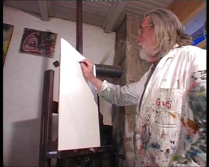 Atraente modelo alemã chupa vara dura de seu artista