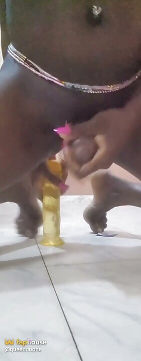 Transsexuala are parte de un futai masiv