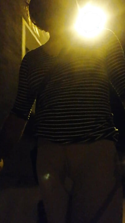 Nur in Strumpfhose
