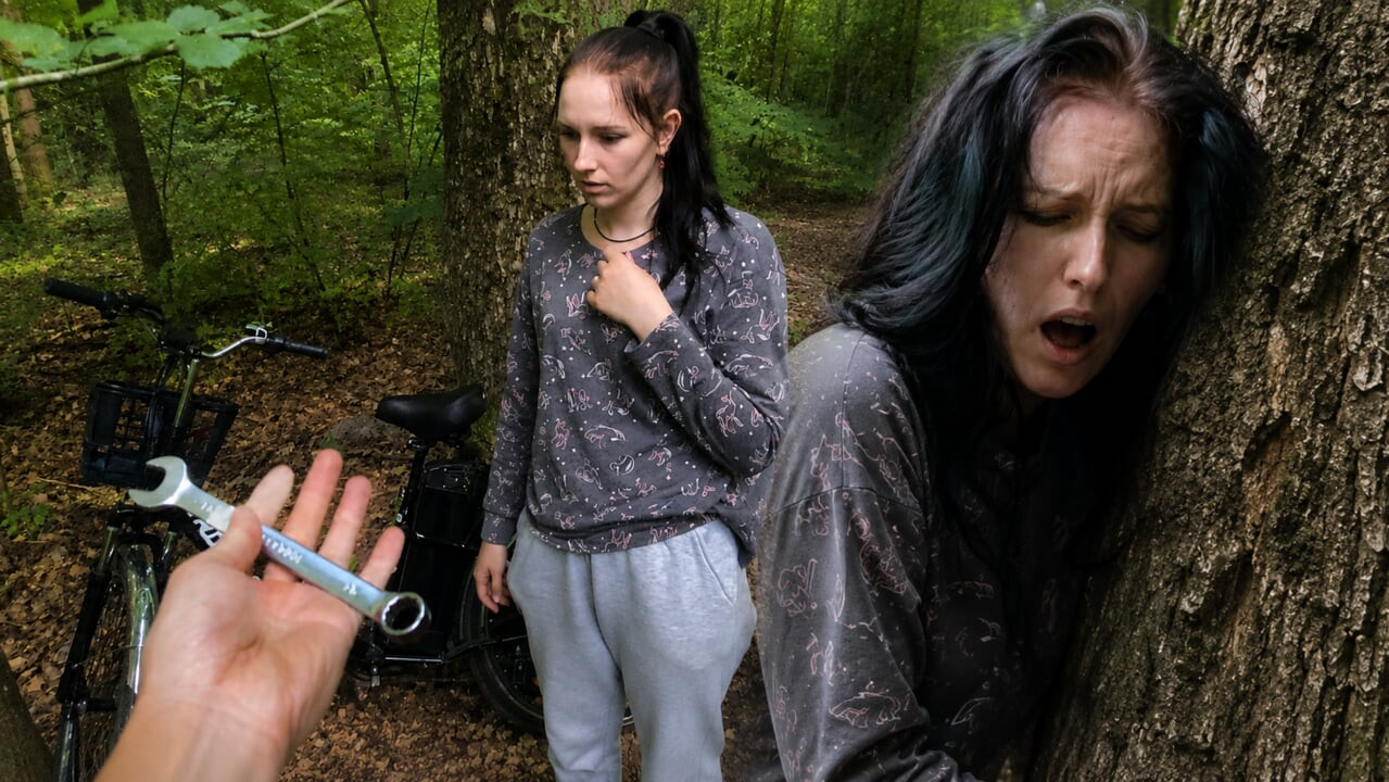 Helped a cutie fix her bike in the middle of nowhere and she thanked me with a juicy outdoor doggystyle & swallowed all my cum