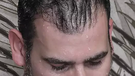 An Hot Shower