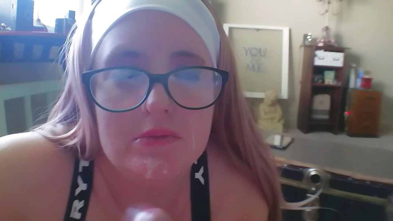 Naughty Step-daughter Caught Step-dad Jerking off