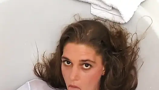 Brunette in pantyhose masturbating