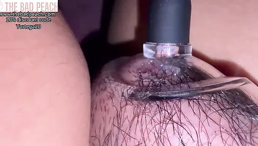 Powerful suction, burst my clitoris and squirt as a source THEBADPEACH