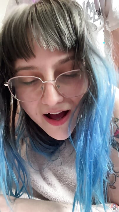 Alice Bean Beautiful Agony