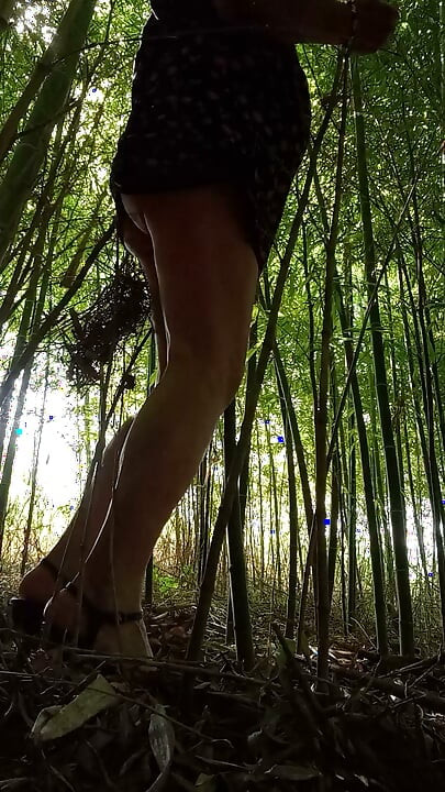 Creampie outdoor