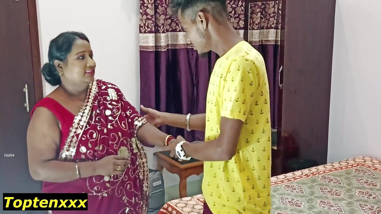 Desi Bhabhi Real Homemade Sex with Clear Bangla Talking