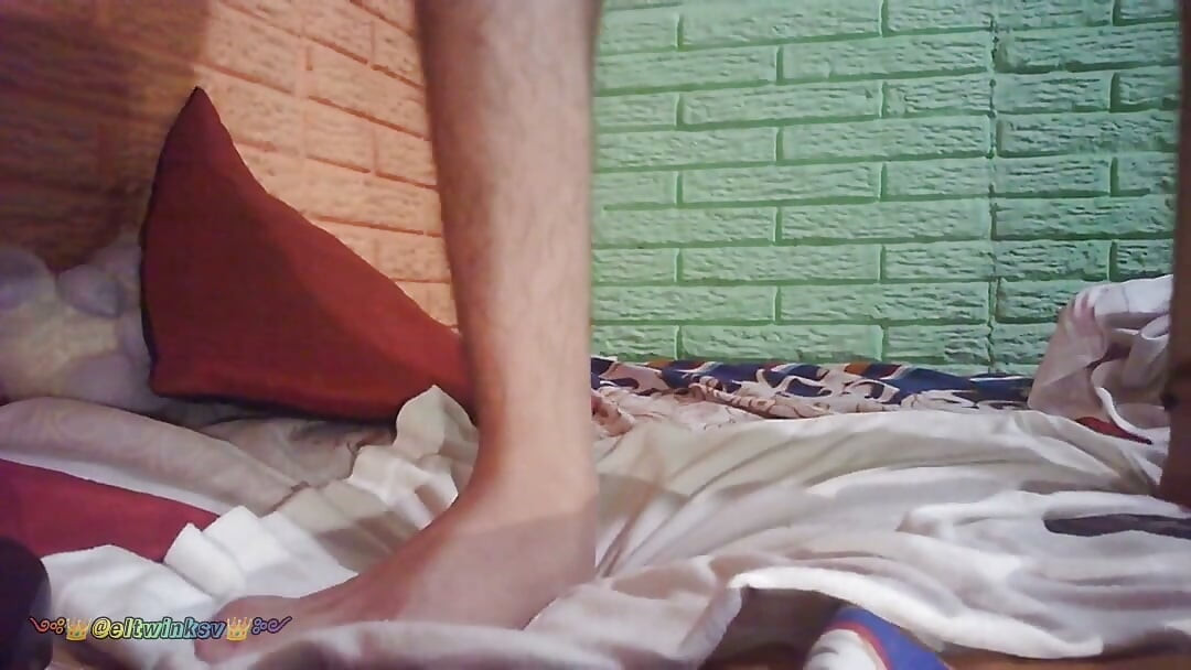 Latin whore breaks his ass