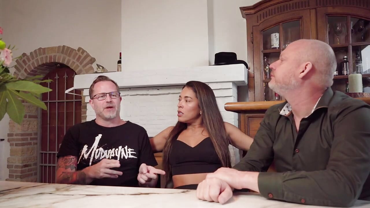 Wings & Claws: Paul Part 3 - Private Life, Confidence Issues & What Happened on the Sofa