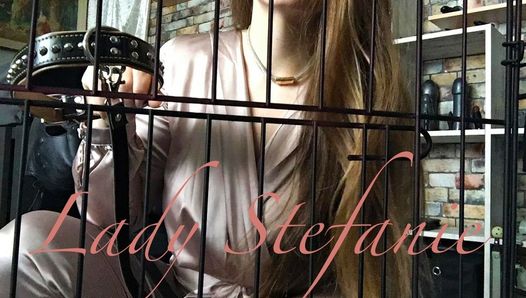 Lady Stefanie - Käfighaltung + Kötererziehung
