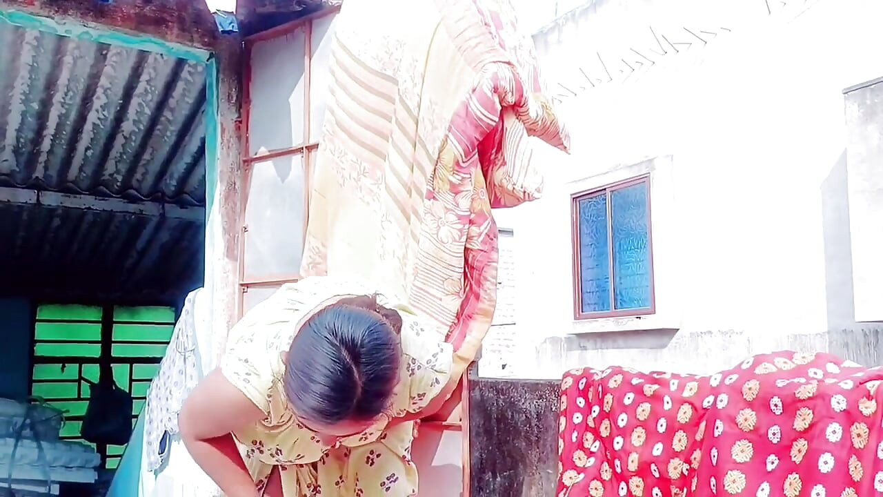 Ragini Bhabi face sex cu băiatul care face livrări Blinkit, videoclip complet hindi viral