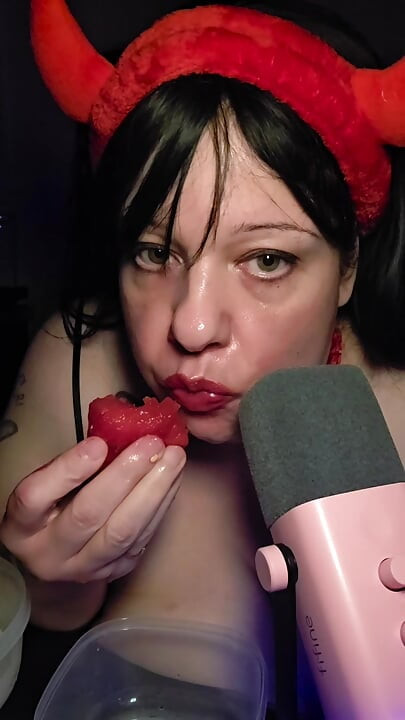 Rød varm vannmelon ASMR