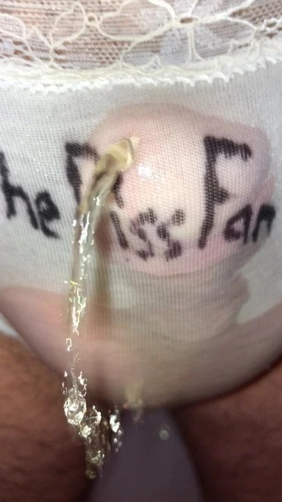 More panty pissing