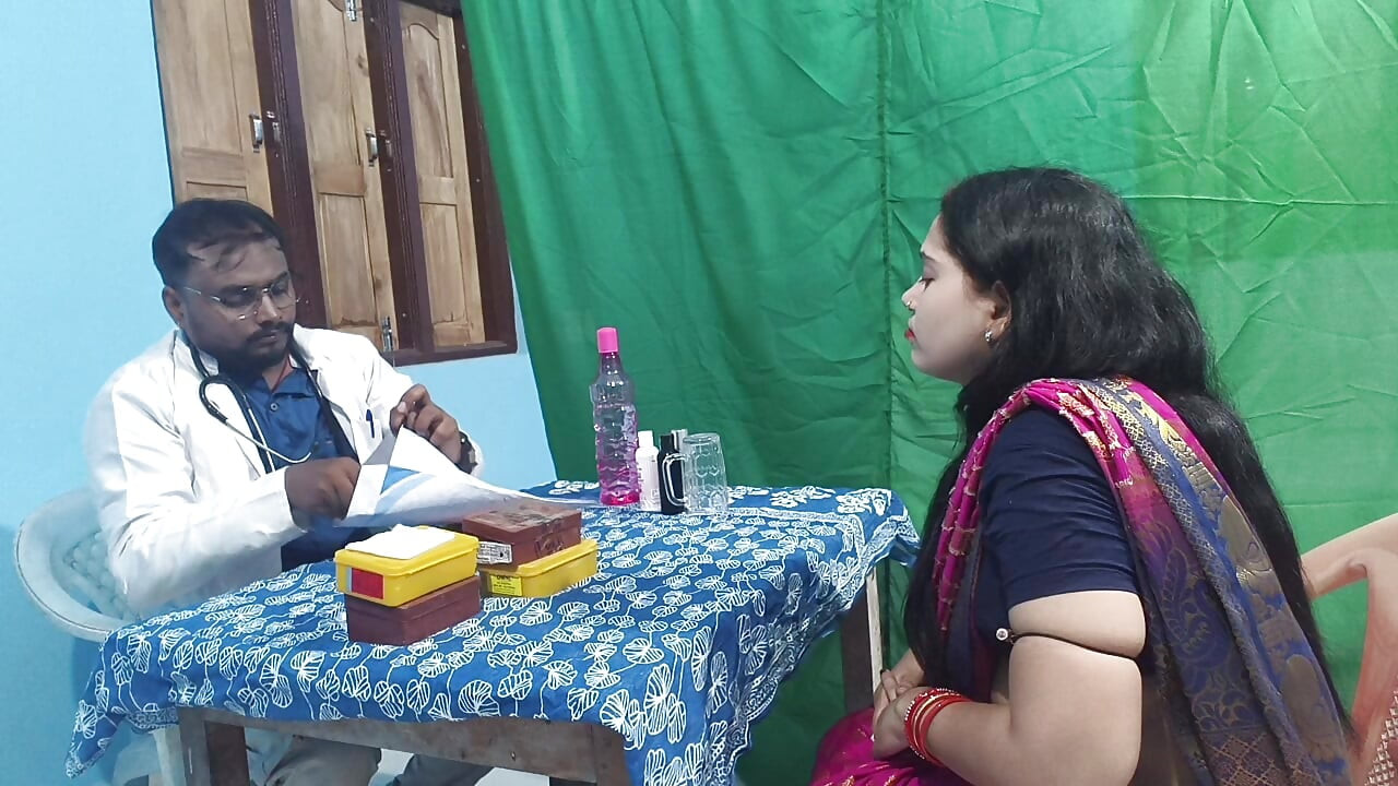 हॉट बंगाली आंटी की डॉक्टर द्वारा चुदाई, जब वह क्लिनिक गई