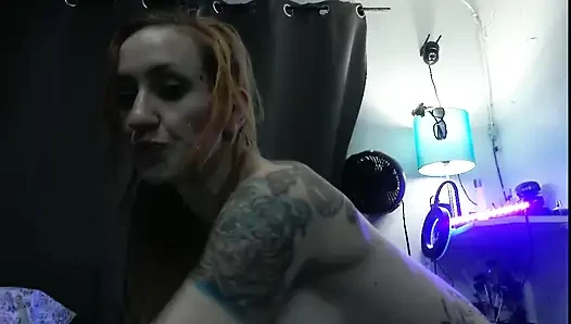 Zoey Portland Shakes Her Ass