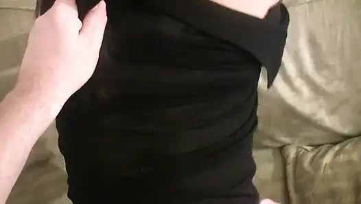 Meine kollegin liebt es, mir ihre heißen blowjobs, masturbation und squirt vor der webcam zu zeigen