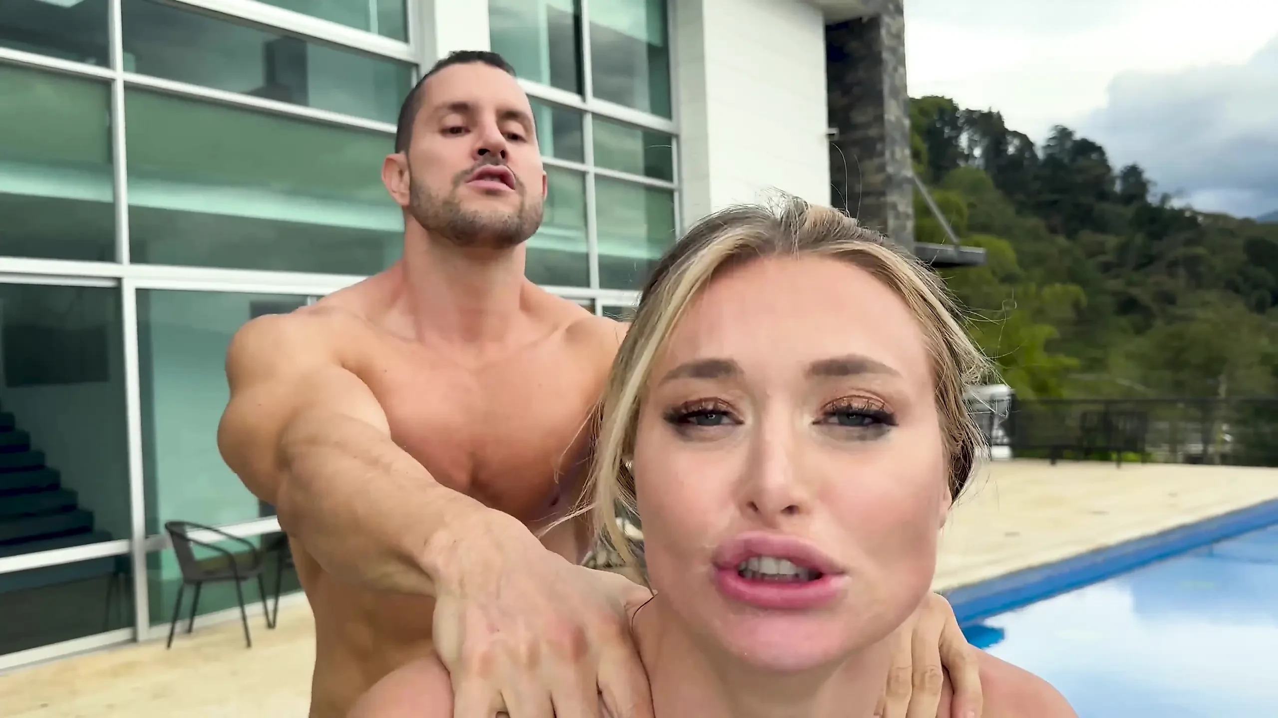 Natalia Starr - doggy style,amateur