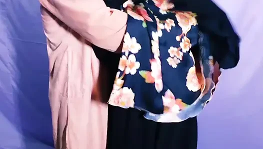 Wanita Cantik Bengali di burqa bersenang-senang dengan kekasihnya