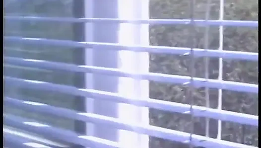 Студентка наслаждается хорошим хлюпами