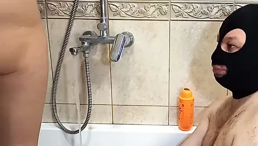 My wife cleans her butt before anal sex. Enema. Ep 30641
