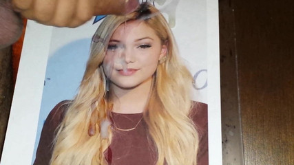 Olivia holt tribut cu ejaculare