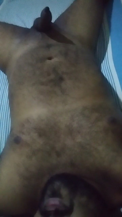 Intialainen poika, joka haluaa saada viruksen pornossa | Klippi 3