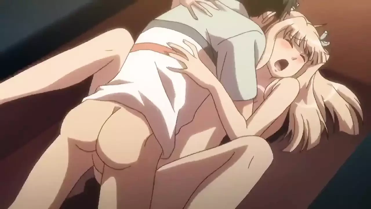 热辣女孩在学校做爱（成人动漫）