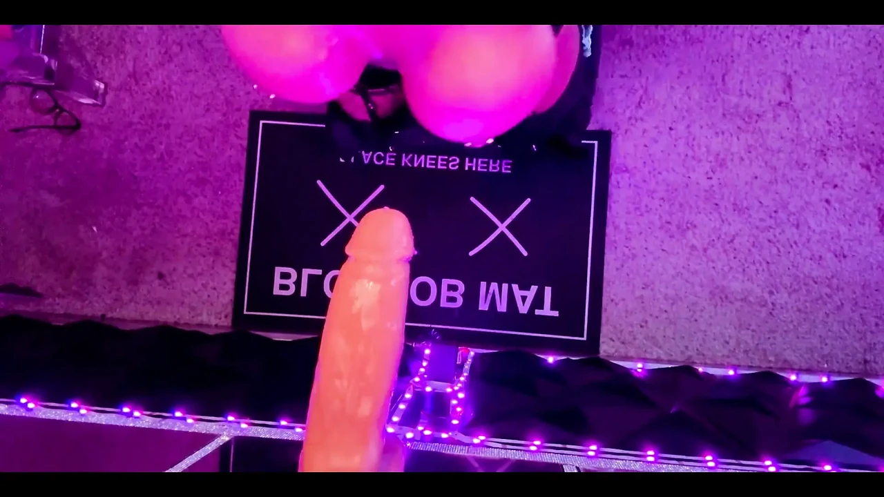 Ms. Red X Is a Face Fuck Addict