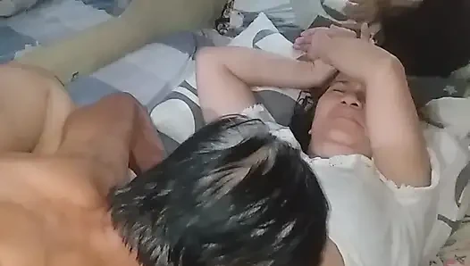 Erster tag des februars. ich ficke meine frau, sie ist L8nging für meinen langen und dicken schwanz in der feuchte muschi