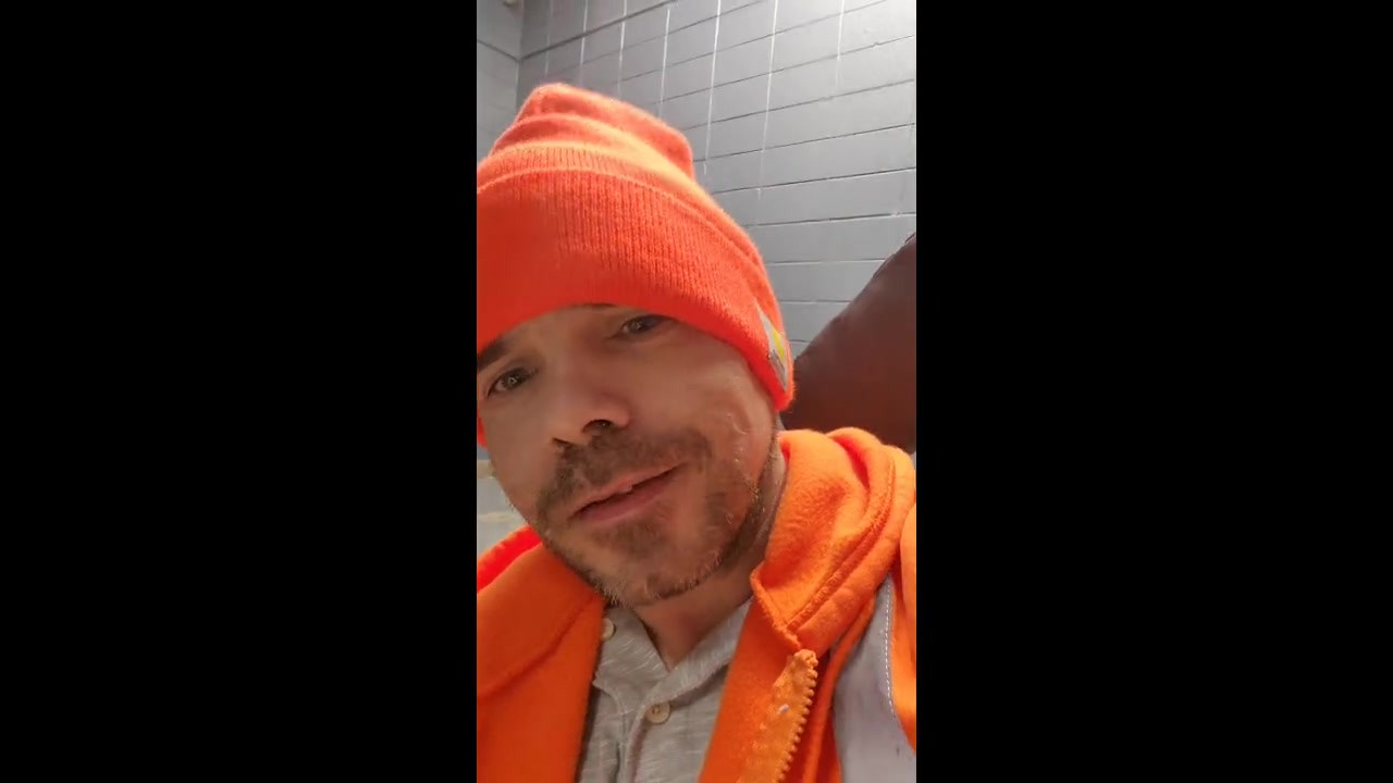 Kevy 69的12月拥抱