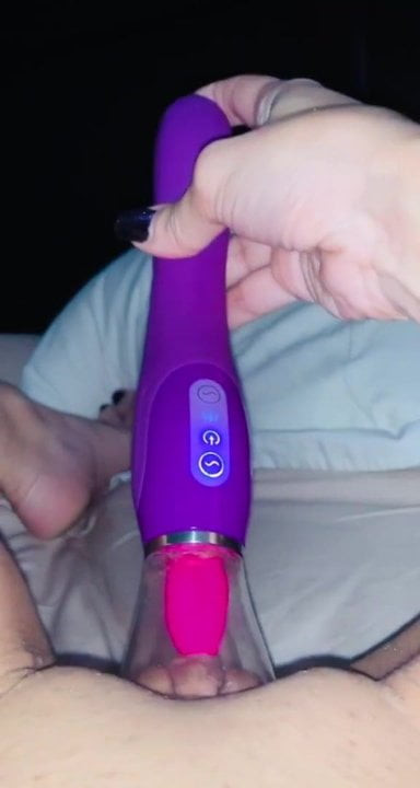 klitoris sepong dildo pukas bermain