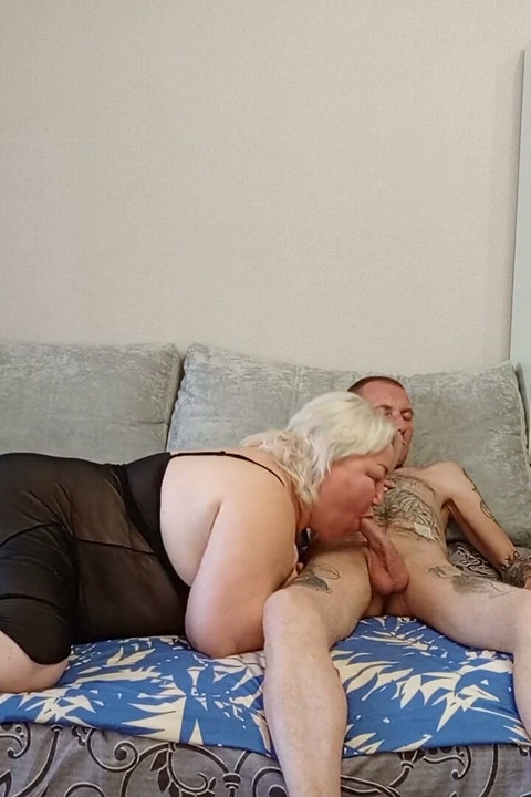 Neighbor Gives Blowjob with Cum in Mouth