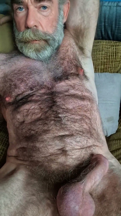 털이 무성한 새아빠 자위